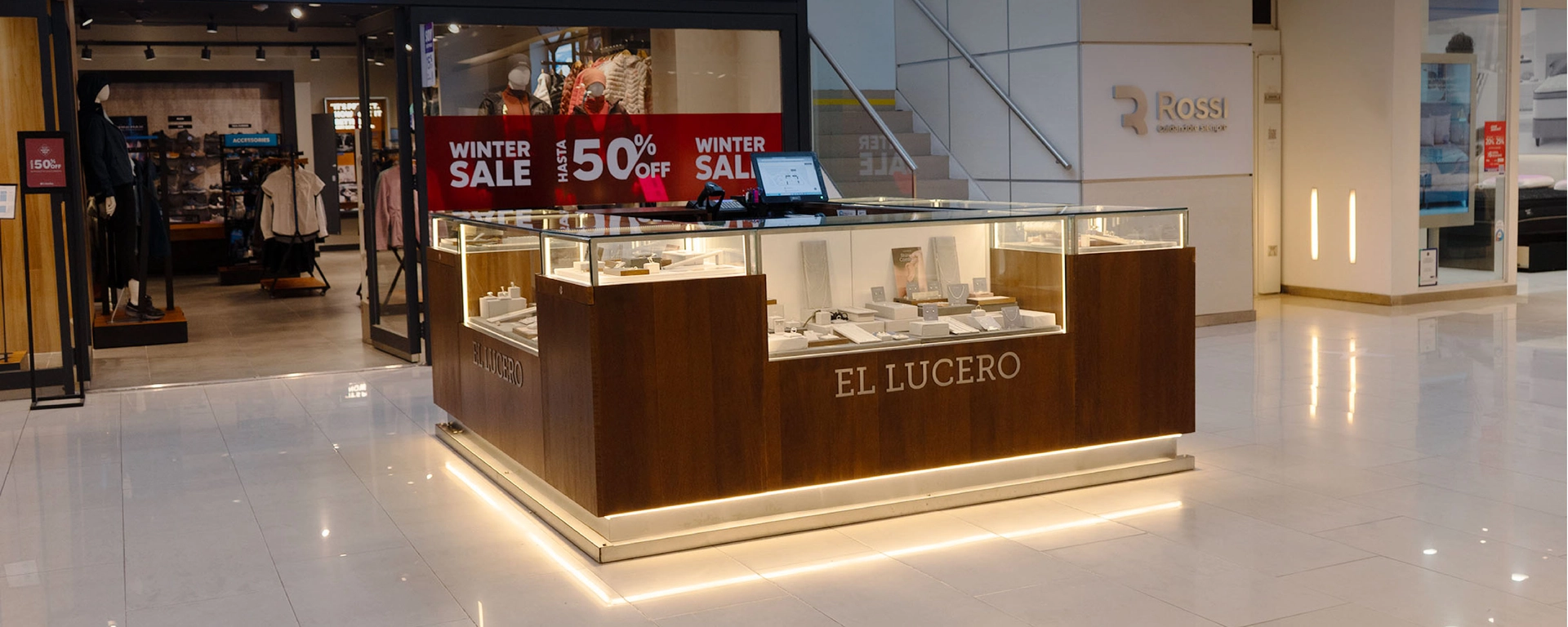 El Lucero El Solar Shopping